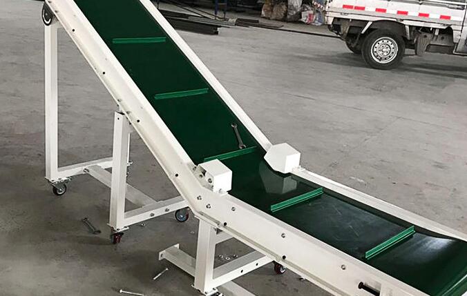 皮帶輸送機